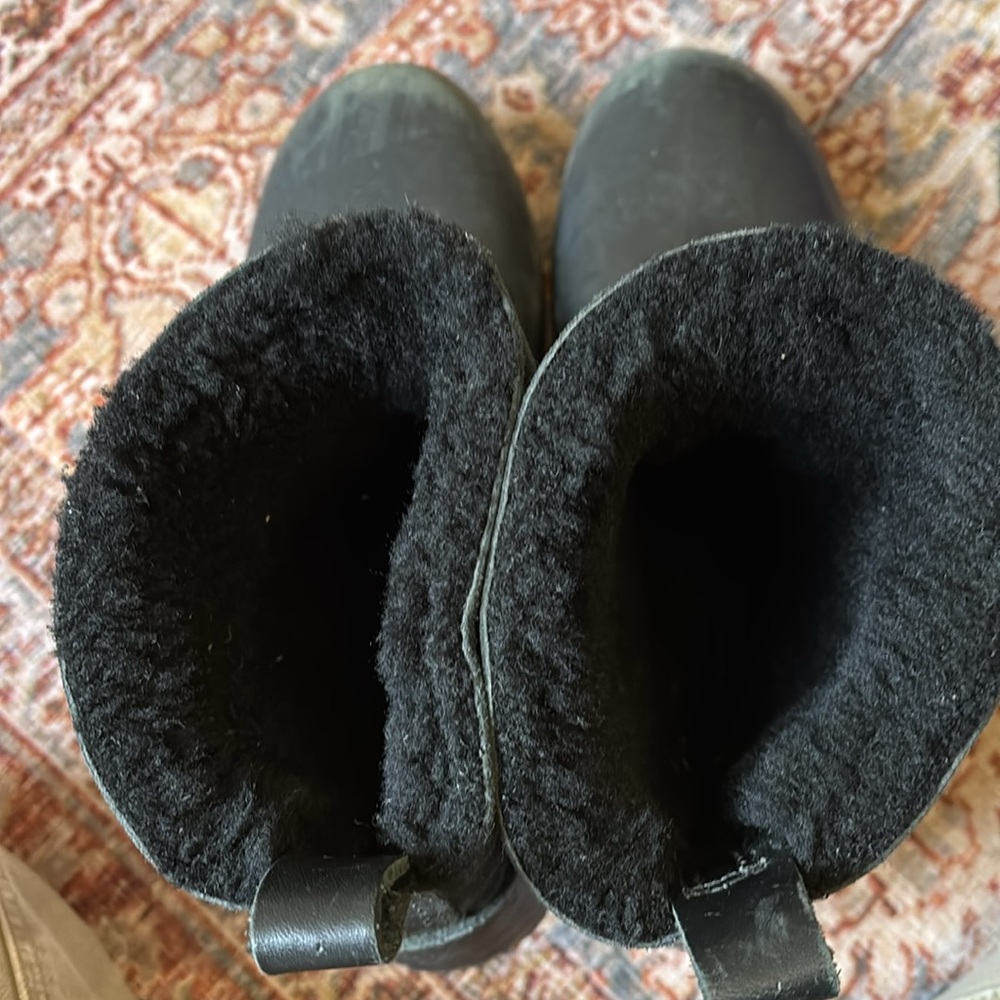 Size 40 No 6 Pull On Shearling Clog Boot In Mid H… - image 4